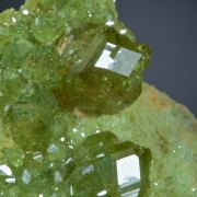 Andradite var. Demantoid, gem crystals with color change