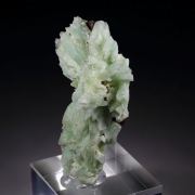 PHOSPHOPHYLLITE twinned