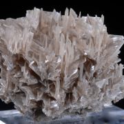Cerussite -reticulated 