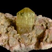 Apatite (CaF) on Pericline
