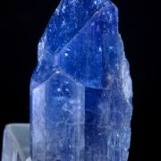 Tanzanite (gem blue Zoisite) 
