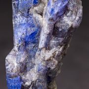 Laumontite on Tanzanite