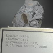 Lorenzenite with minor Aegerine