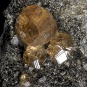 Grossular - gem crystals on matrix