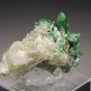 gem VESUVIANITE var. CHROMIAN, DIOPSIDE