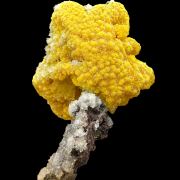 Mimetite pseudo after cerussite, hemimorphite