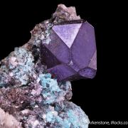 Cuprite on Calcite with Rosasite