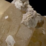 Benstonite on Fluorite