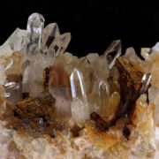 Quartz + Siderite. 1132.5 ct.