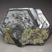 HEMATITE var. IRON ROSE