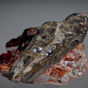 Enstatite (doubly terminated) on Almandine 