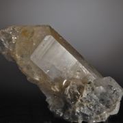Beryl v. Aquamarine & Euclase on Quartz