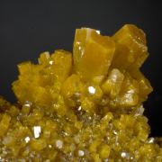 Pyromorphite -well crystallized yellow 