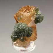 gem GARNET var. GROSSULAR, CLINOCHLORE