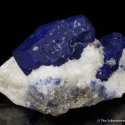 Lazurite on calcite and pyrite