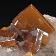 Wulfenite- on Calcite