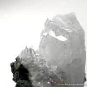 Yugawaralite