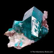 Dioptase on Calcite