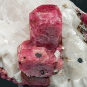 Rhodonite with Calcite