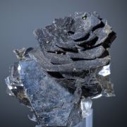Pyrrhotite rosette on Arsenopyrite