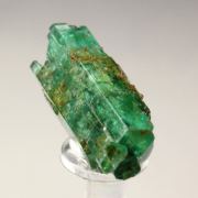 gem BERYL var. EMERALD bi-terminated