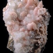 Quartz on Rhodochrosite on Calcite 