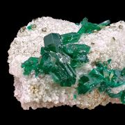 Dioptase, willemite, calcite