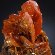 Wulfenite (stacked bladed form crystals)