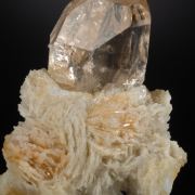 Topaz on Clevelandite