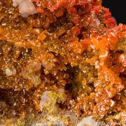 Vanadinite on Wulfenite