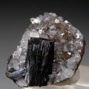 Manganite on Quartz