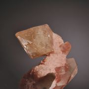 Powellite (elongated crystal) with Quartz and Apophyllite