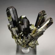EPIDOTE, QUARTZ