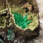 ANNABERGITE, CALCITE