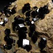 Andardite var. Melanite