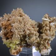 Pyromorphite -unusual color for locale