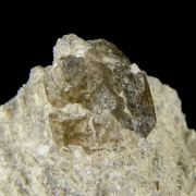 Danburite / (unusual)