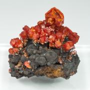 Vanadinite on manganese oxides