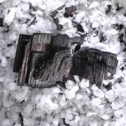 Hübnerite with Quartz