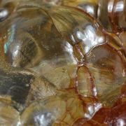 Opale / (variété - « Opal-AN ») / (variété - « Hyalite Opal ») / (« Blood Vessel Opal ») / Localité - San Luis Potosi, Mexique