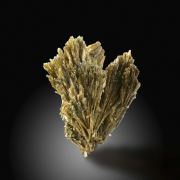 Clinozoisite – Val Medel, Surselva, Switzerland