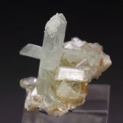 PARAVAUXITE