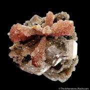 Inesite and Fluorapophyllite-(K), on Hubeite