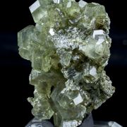 Fluorapatite with Muscovite