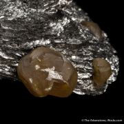 Lollingite on Arsenopyrite with Sphalerite and Quartz