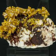 Pyromorphite with Baryte