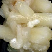 Stilbite, heulandite, apophyllite