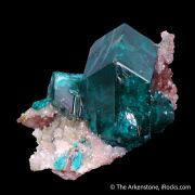 Dioptase on Calcite