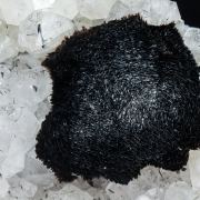 Goethite with Quartz