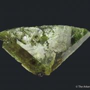 Titanite (twinned)